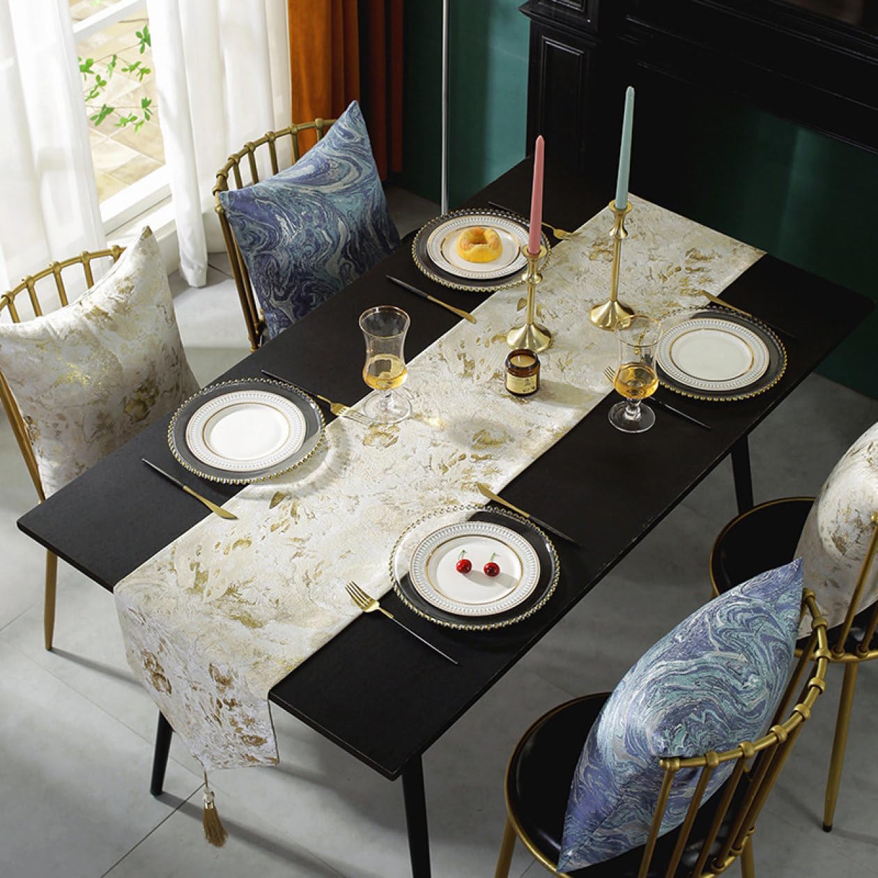 Amazon｜VUQSW テーブルセンター 32*220cm メタリック レース ビニール